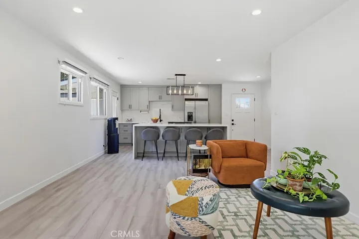 7058 Fullbright, Winnetka, California 91306