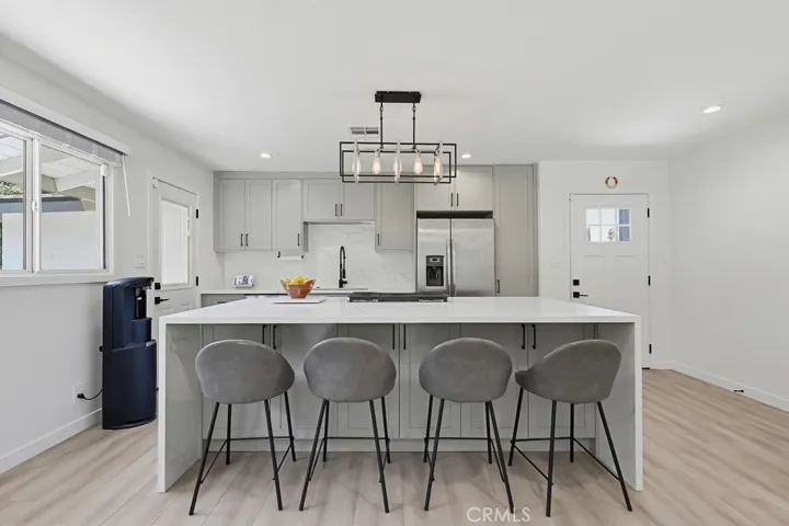 7058 Fullbright, Winnetka, California 91306