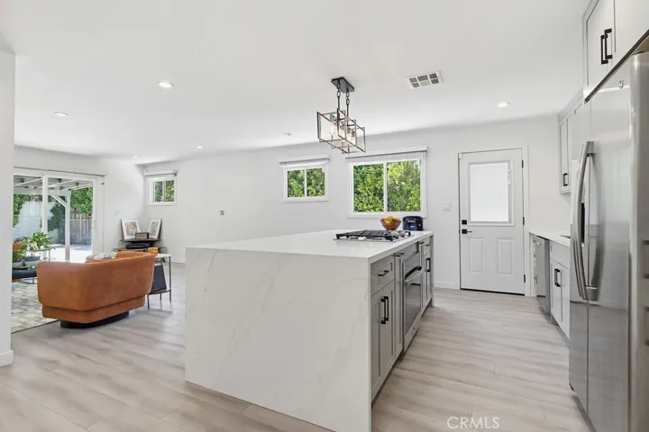 7058 Fullbright, Winnetka, California 91306