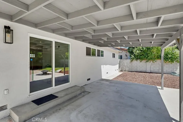 7058 Fullbright, Winnetka, California 91306
