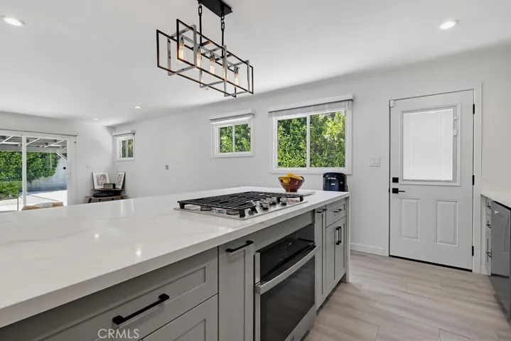 7058 Fullbright, Winnetka, California 91306