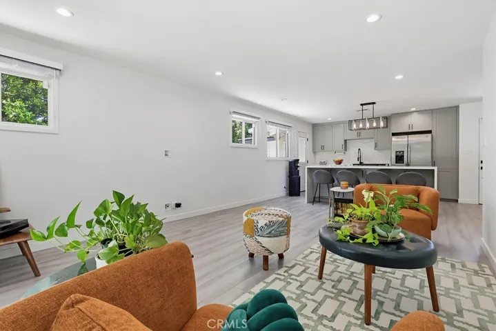 7058 Fullbright, Winnetka, California 91306