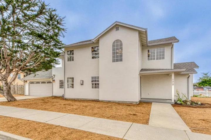 172 Paddon Place, Marina, California 93933