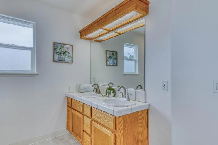 172 Paddon Place, Marina, California 93933