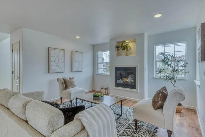 172 Paddon Place, Marina, California 93933