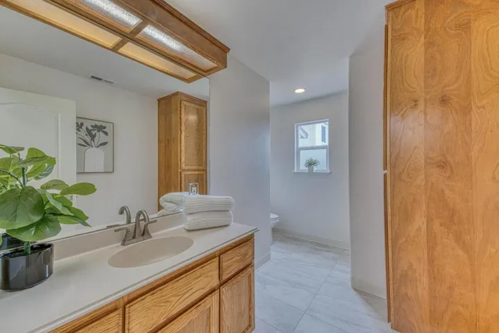 172 Paddon Place, Marina, California 93933