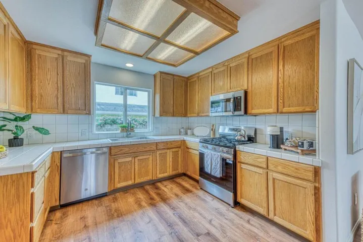 172 Paddon Place, Marina, California 93933