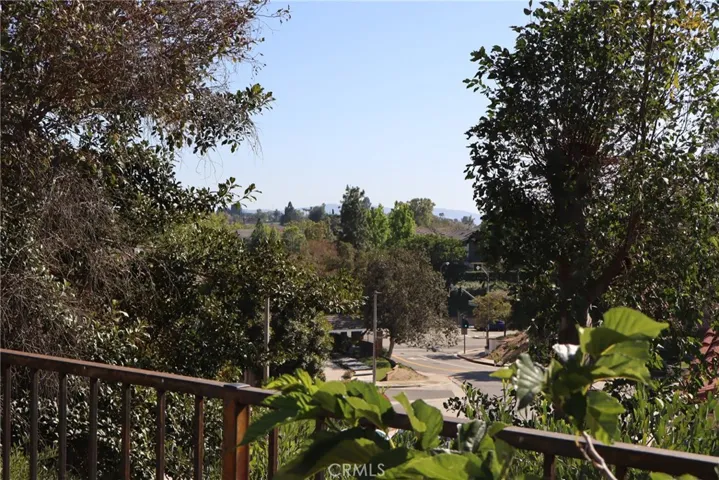 3 Cimmarron, Pomona, California 91766