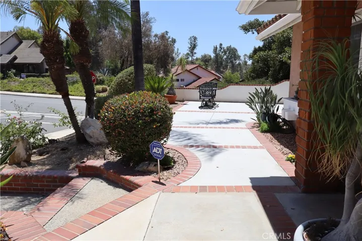 3 Cimmarron, Pomona, California 91766