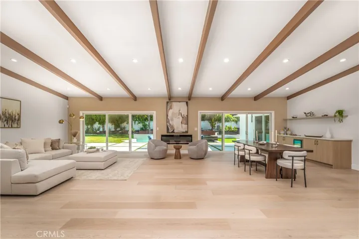 24320 Bessemer Street, Woodland Hills, California 91367