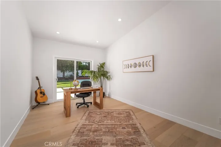 24320 Bessemer Street, Woodland Hills, California 91367