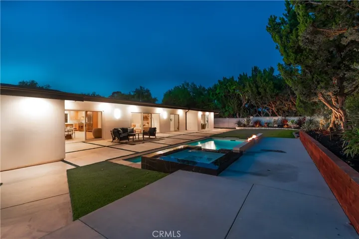 24320 Bessemer Street, Woodland Hills, California 91367
