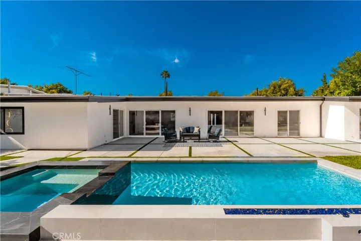 24320 Bessemer Street, Woodland Hills, California 91367