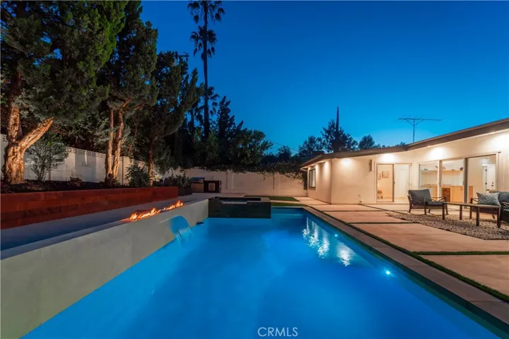 24320 Bessemer Street, Woodland Hills, California 91367