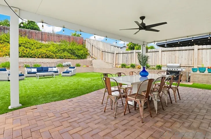 6880 Wallsey Drive, San Diego, California 92119