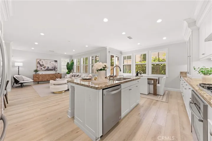 120 Pendant, Irvine, California 92620