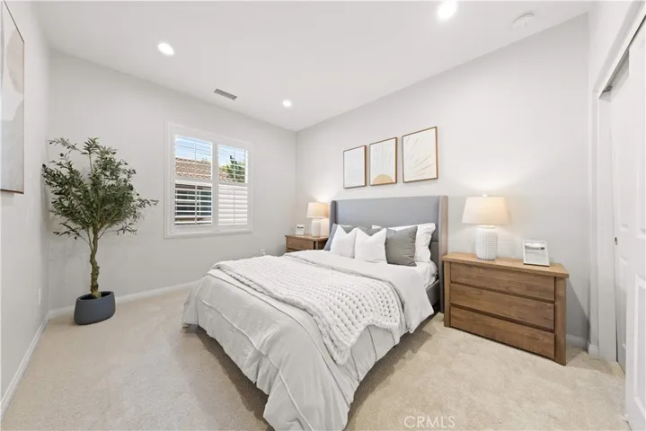 120 Pendant, Irvine, California 92620