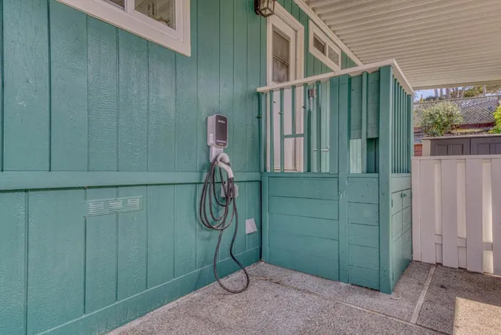 700 Briggs Avenue, Pacific Grove, California 93950