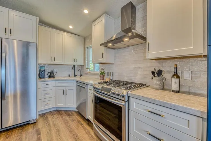 700 Briggs Avenue, Pacific Grove, California 93950