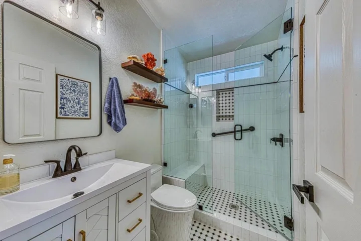 700 Briggs Avenue, Pacific Grove, California 93950
