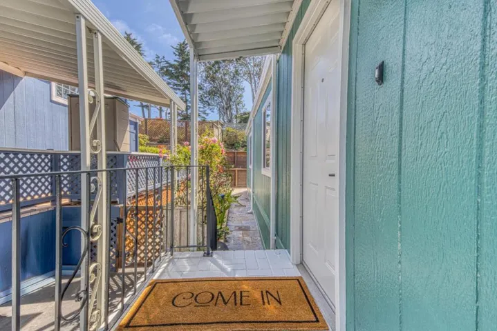 700 Briggs Avenue, Pacific Grove, California 93950