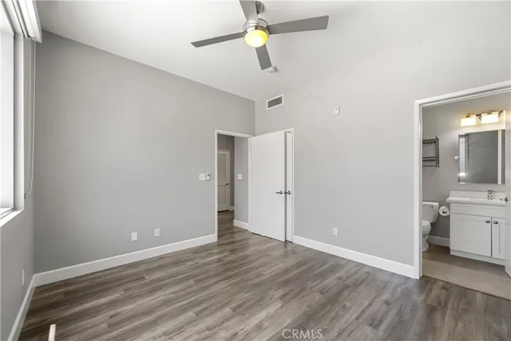 BEDROOM WITH EN-SUITE BATHROOM
