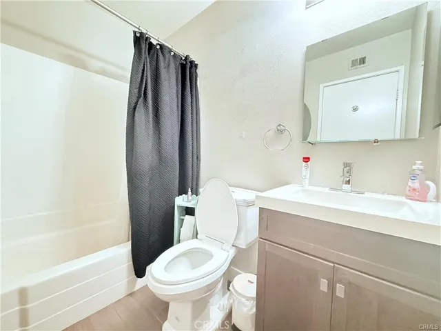 1525 Walnut Leaf 209, Walnut, California 91789