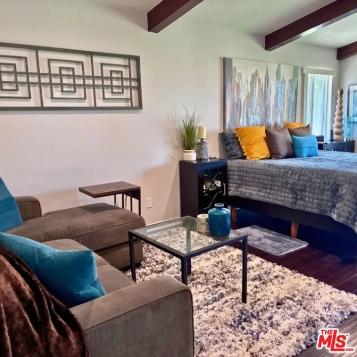 Master bedroom (upstairs)