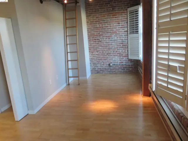720 York St 212, San Francisco, California 94110