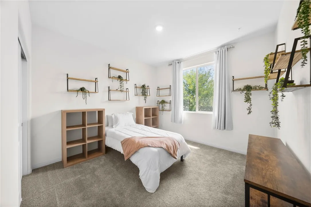 2nd secondary bedroom