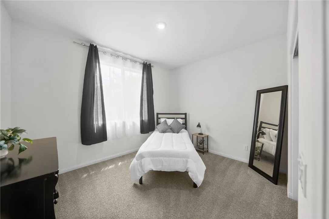 3rd secondary bedroom