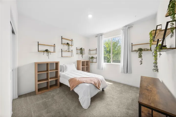 2nd secondary bedroom