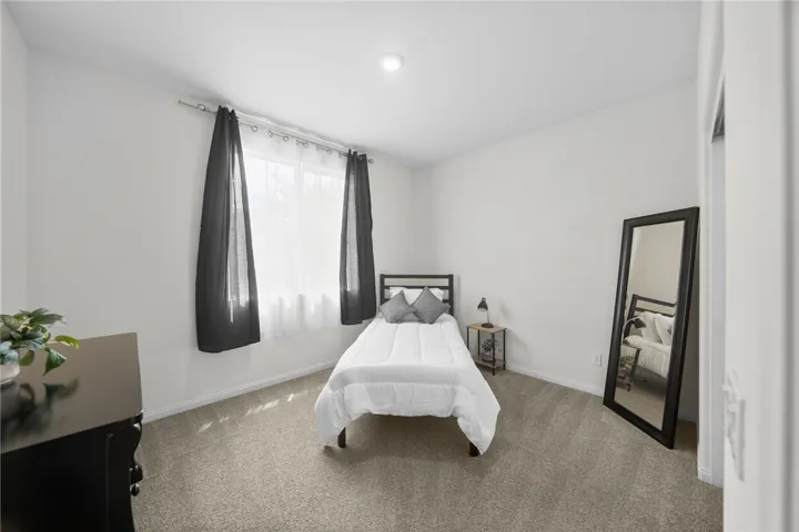 3rd secondary bedroom