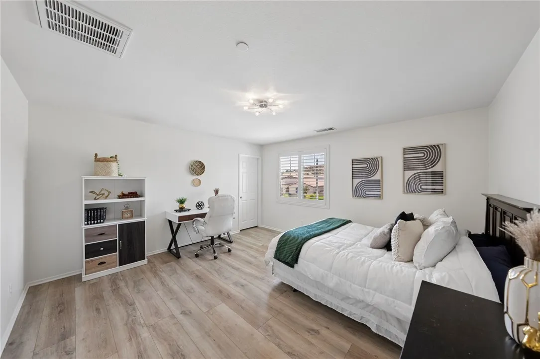 2nd secondary bedroom