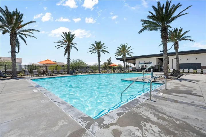 Community Amenities- Pool 1