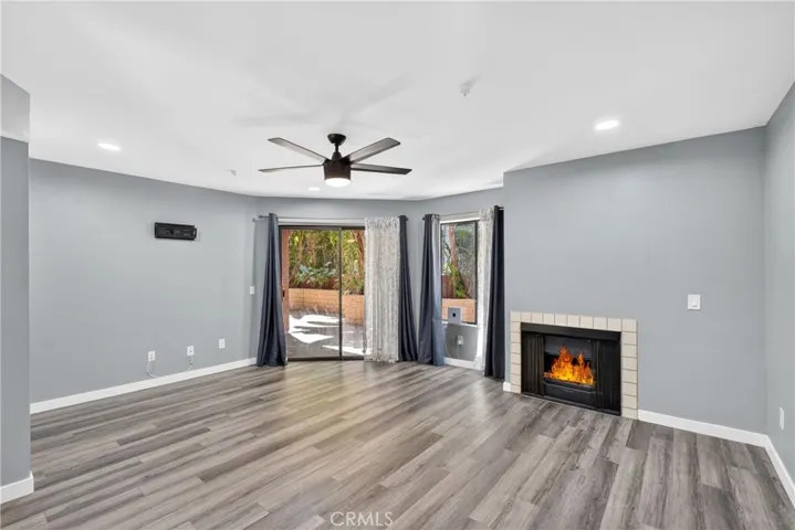 Living Rm