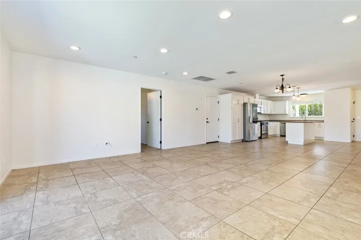 6949 Navajoa Avenue, Atascadero, California 93422