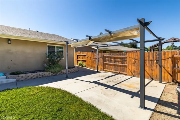 6949 Navajoa Avenue, Atascadero, California 93422