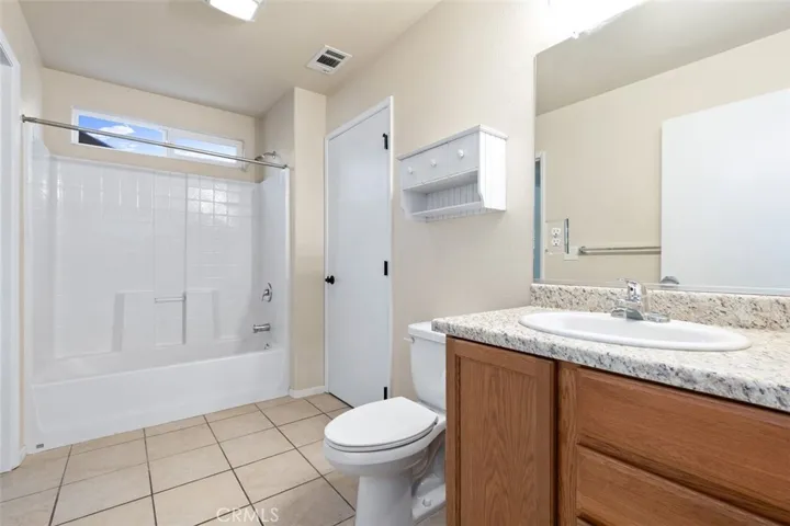 6949 Navajoa Avenue, Atascadero, California 93422