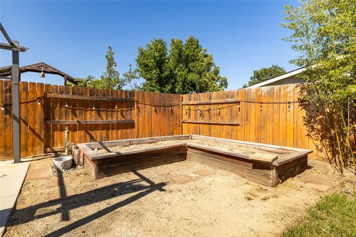 6949 Navajoa Avenue, Atascadero, California 93422