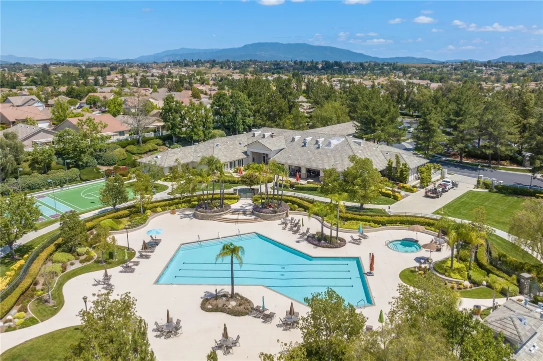 Close up of pool and spa areas