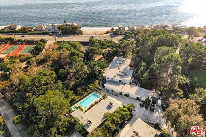 6467 Sycamore Meadows Drive, Malibu, California 90265