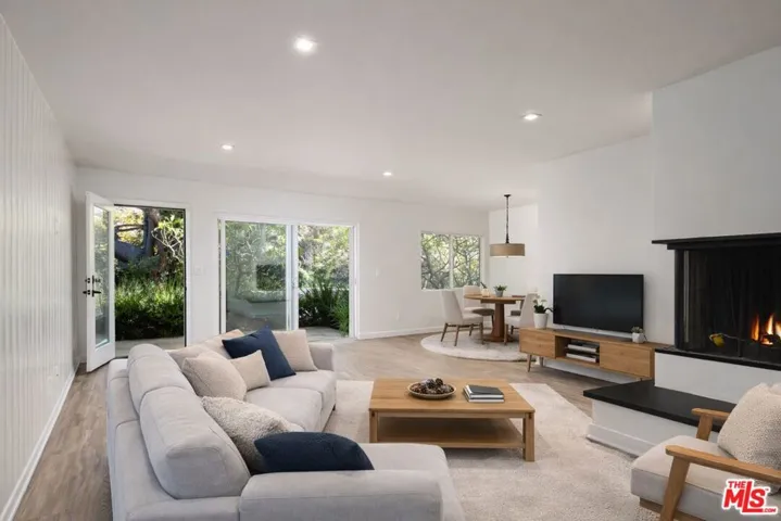 6467 Sycamore Meadows Drive, Malibu, California 90265