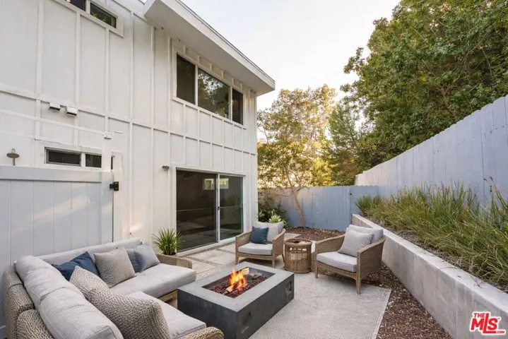 6467 Sycamore Meadows Drive, Malibu, California 90265