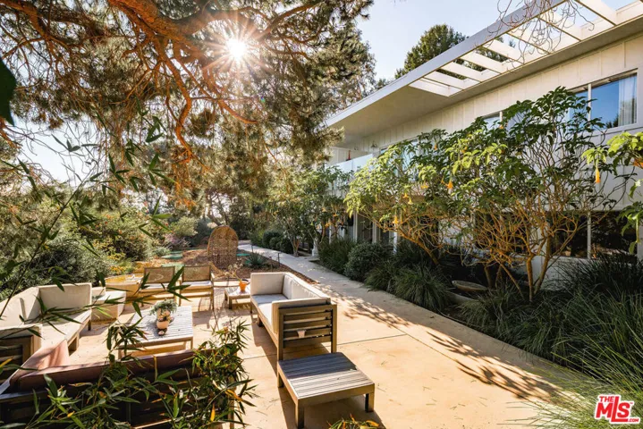 6467 Sycamore Meadows Drive, Malibu, California 90265