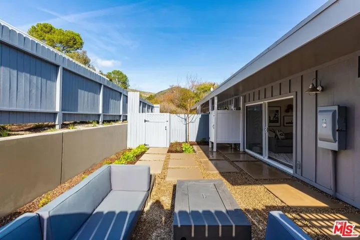 6459 Sycamore Meadows Drive, Malibu, California 90265