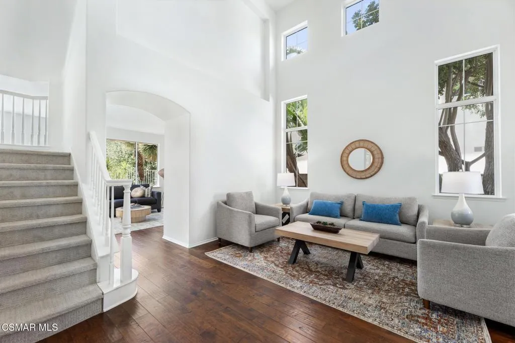 Interior Pro Images 3098 Espana Ln FULL