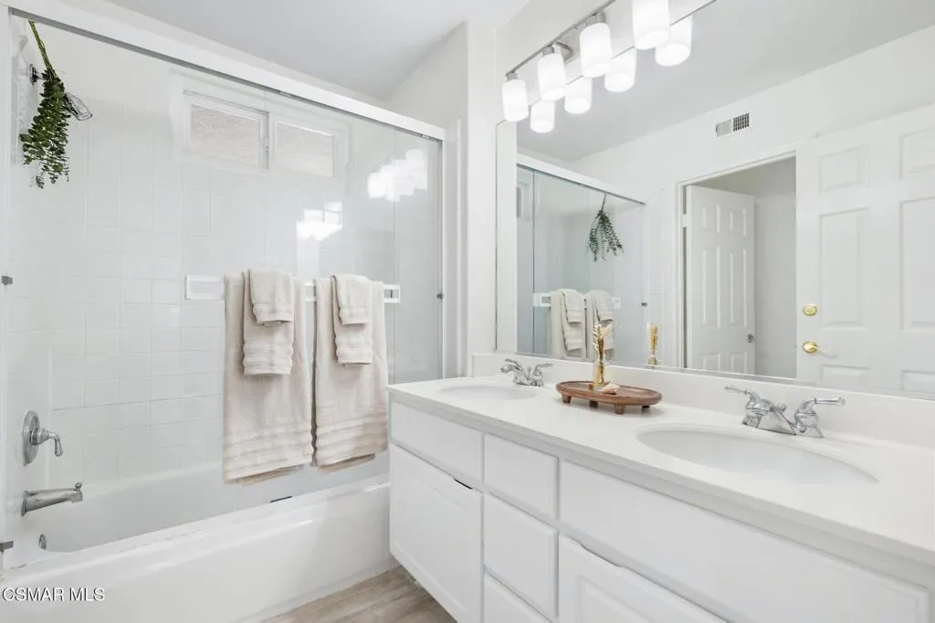 Interior Pro Images 3098 Espana Ln FULL