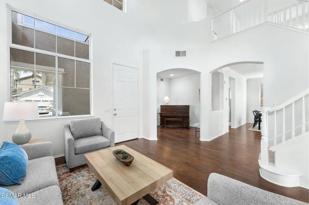 Interior Pro Images 3098 Espana Ln FULL