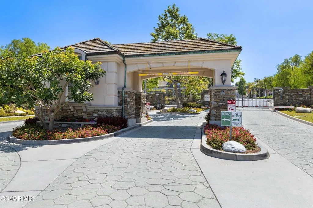 Interior Pro Images 3098 Espana Ln-3